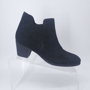 Munro Black Nubuck Leather Ankle Boots Side Zip Women's 7M